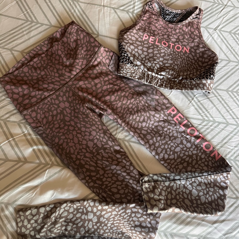 Peloton 2-Piece workout set